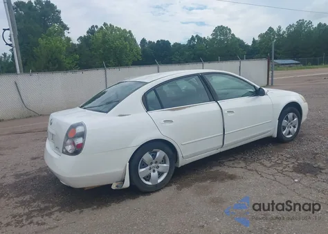 2002 Nissan Altima 2.5 S from USA, damaged, VIN 1N4AL11D92C190407